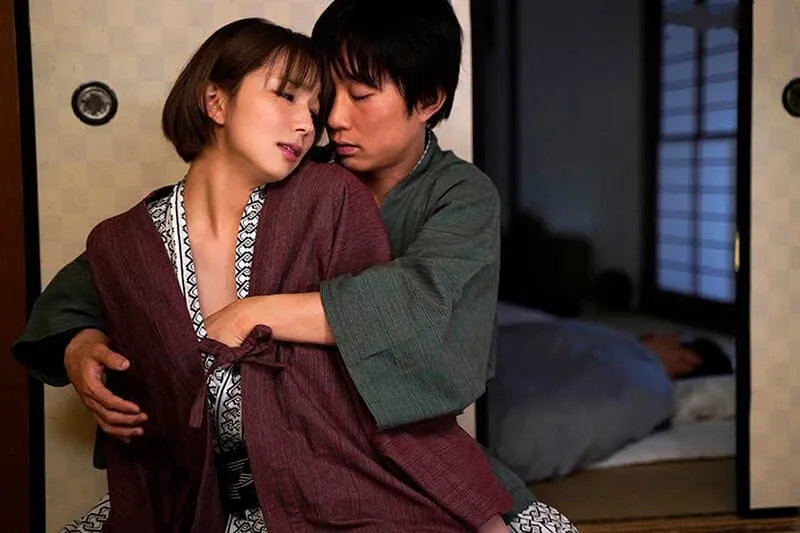 Chuyến đi suối nước nóng quan hệ cô bạn thân của cô vợ sắp cưới có thai cmnl