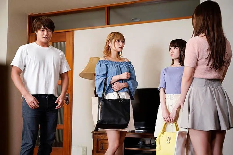 Anh ccục thịt bắt cá nhiều tay và cái kết khi cả 3 cô nàng cùng gặp mặt nhau