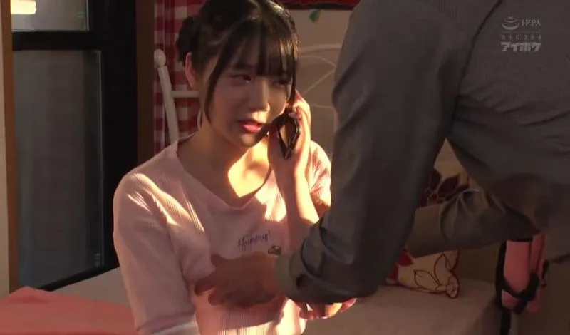 Bố dượng phát hiện bé gái riêng của vợ là diễn viên jav