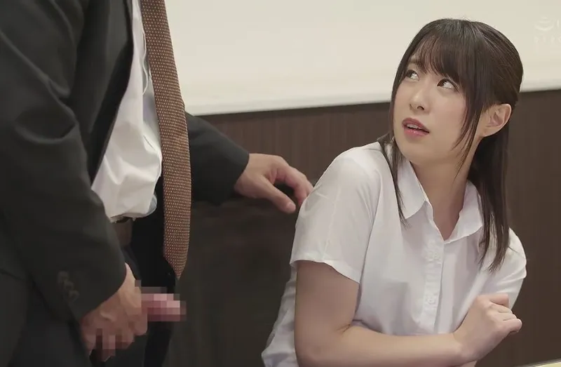 Người yêu quê lận đận và cạm bẫy ở công ty trên phố tokyo